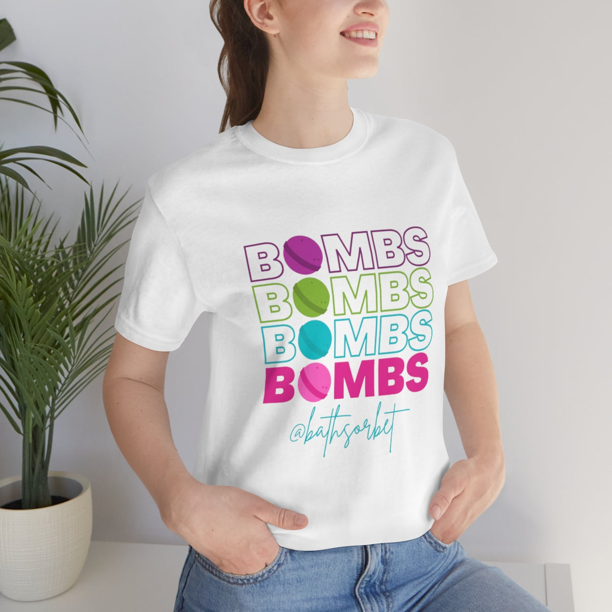 Bombs Bombs Bombe Tee